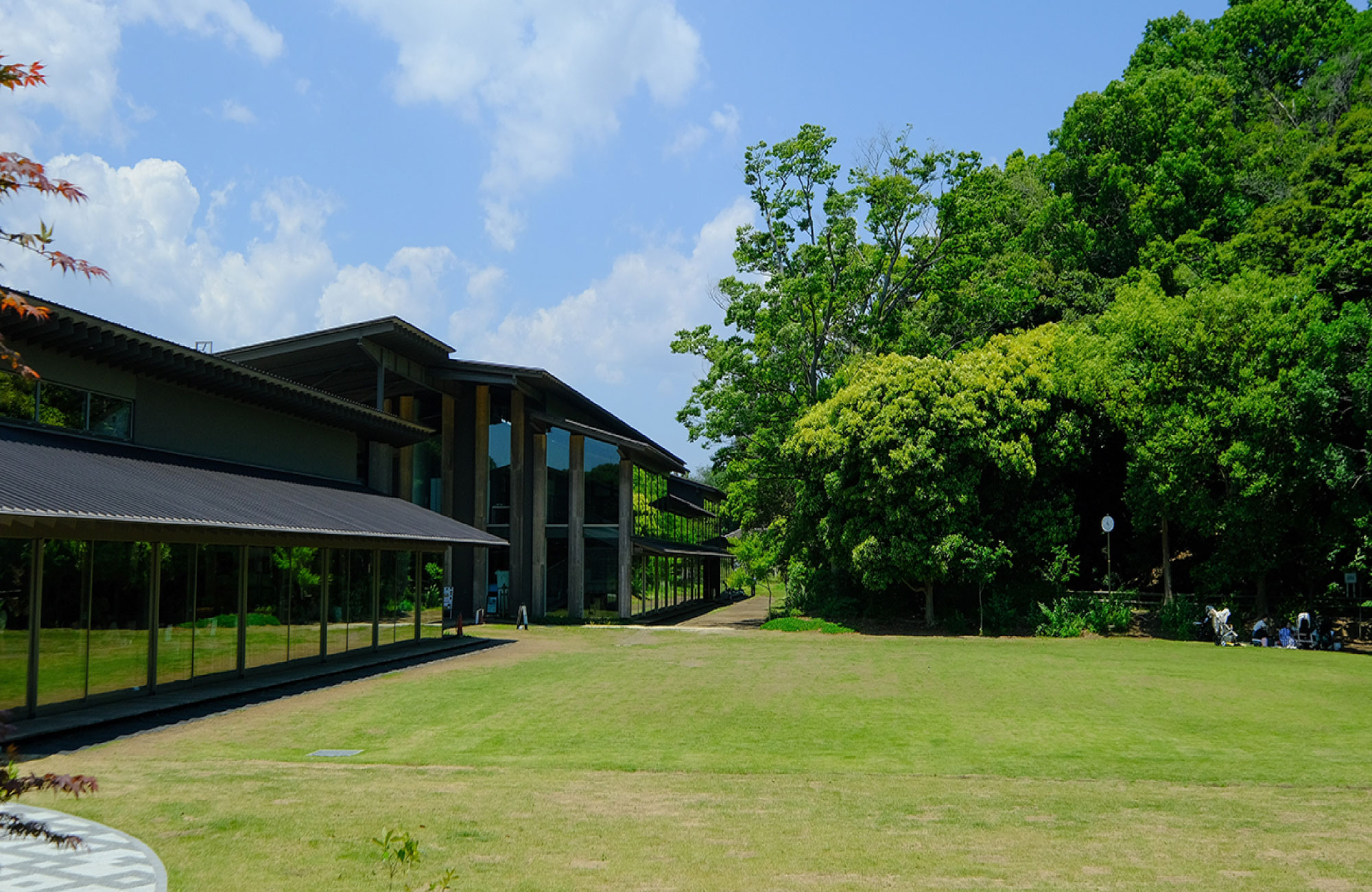 田園調布せせらぎ公園（徒歩約16分）